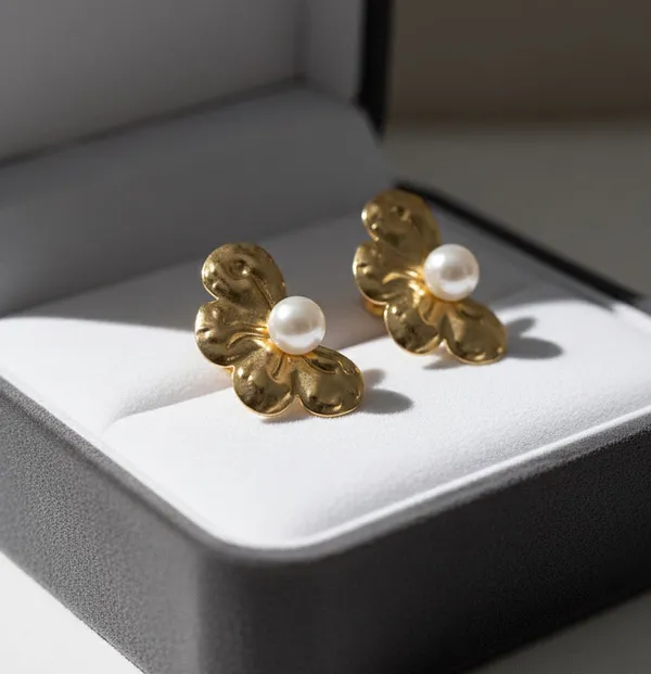 Gold_Abstract_Bloom_Pearl_Studs_Earrings_For_Women